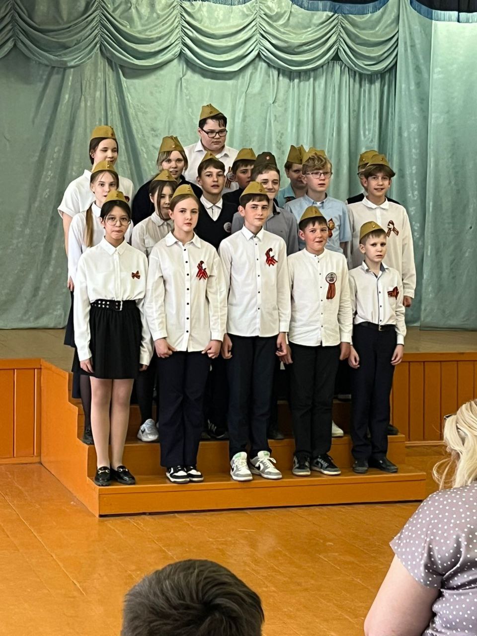 Праздничный концерт, посвящённый Дню Победы.